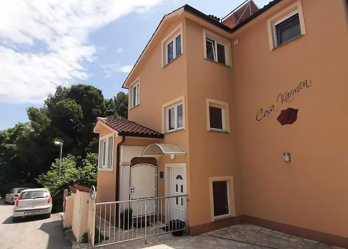 Apartments Casa Karmen *